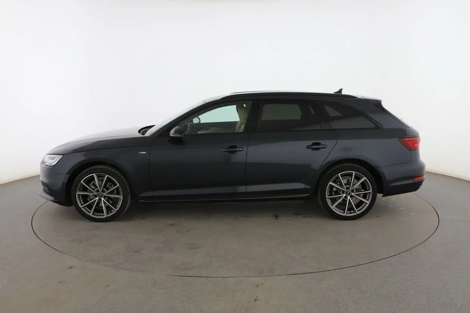 Audi A4 2.0 TDI Sport Gris - 2