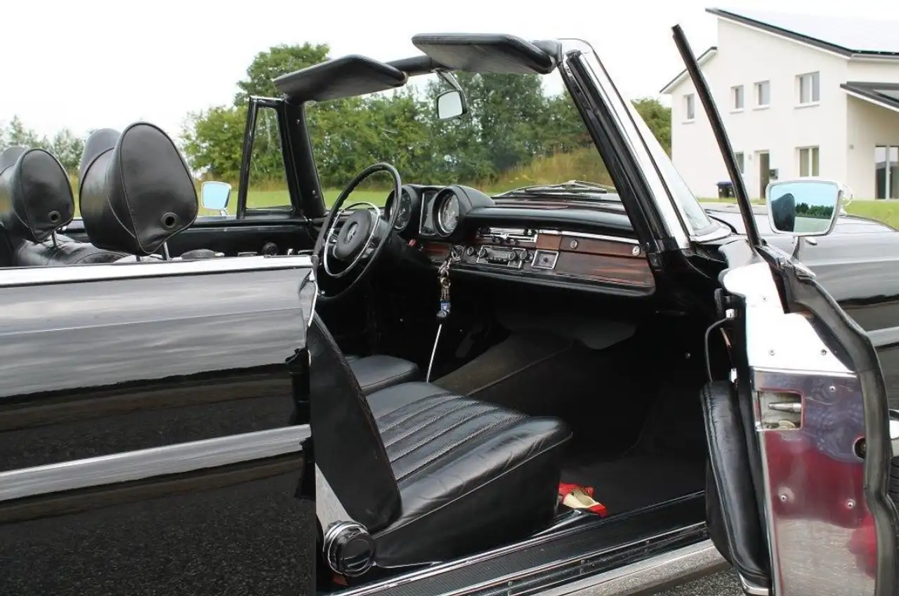 Mercedes-Benz 280 SE W111 Werks-Cabriolet 1969 Matching Numbers, foto 12