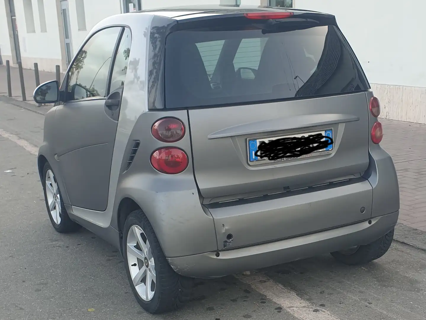 smart forTwo Fortwo 0.8 cdi Passion 45cv Grigio - 2
