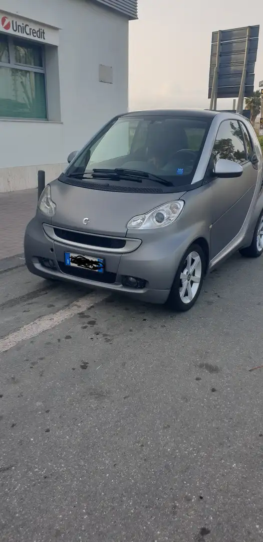 smart forTwo Fortwo 0.8 cdi Passion 45cv Grigio - 1