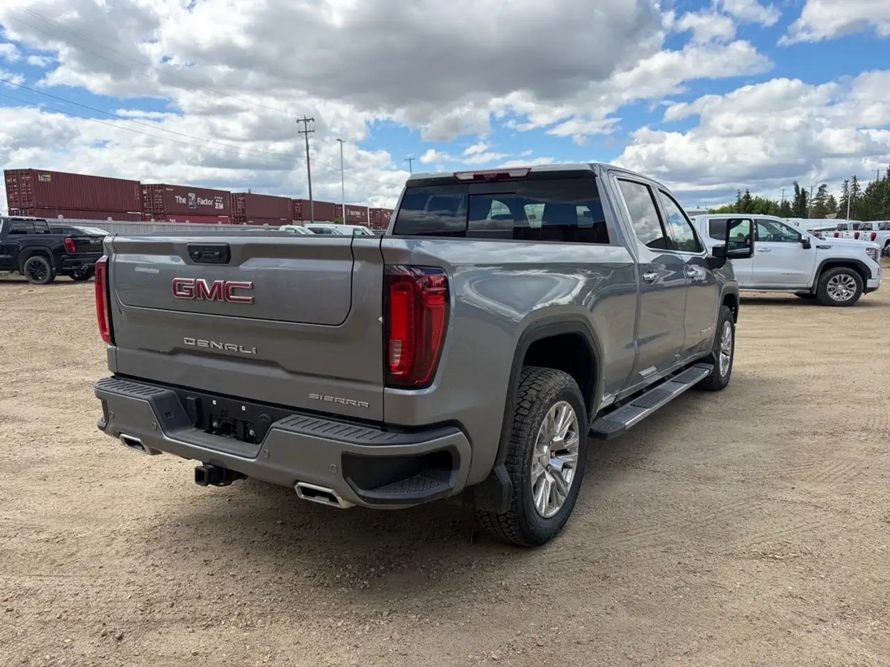 GMC Sierra 1500 photo GMC Sierra 1500