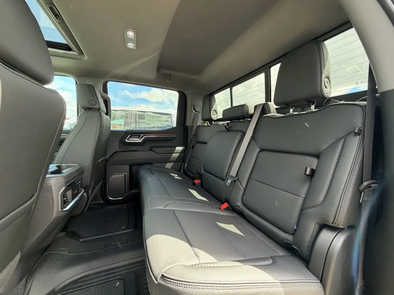 GMC Sierra 1500 photo GMC Sierra 1500