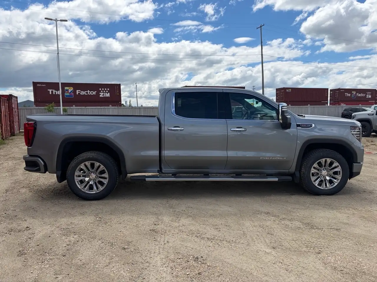 GMC Sierra 1500 photo GMC Sierra 1500
