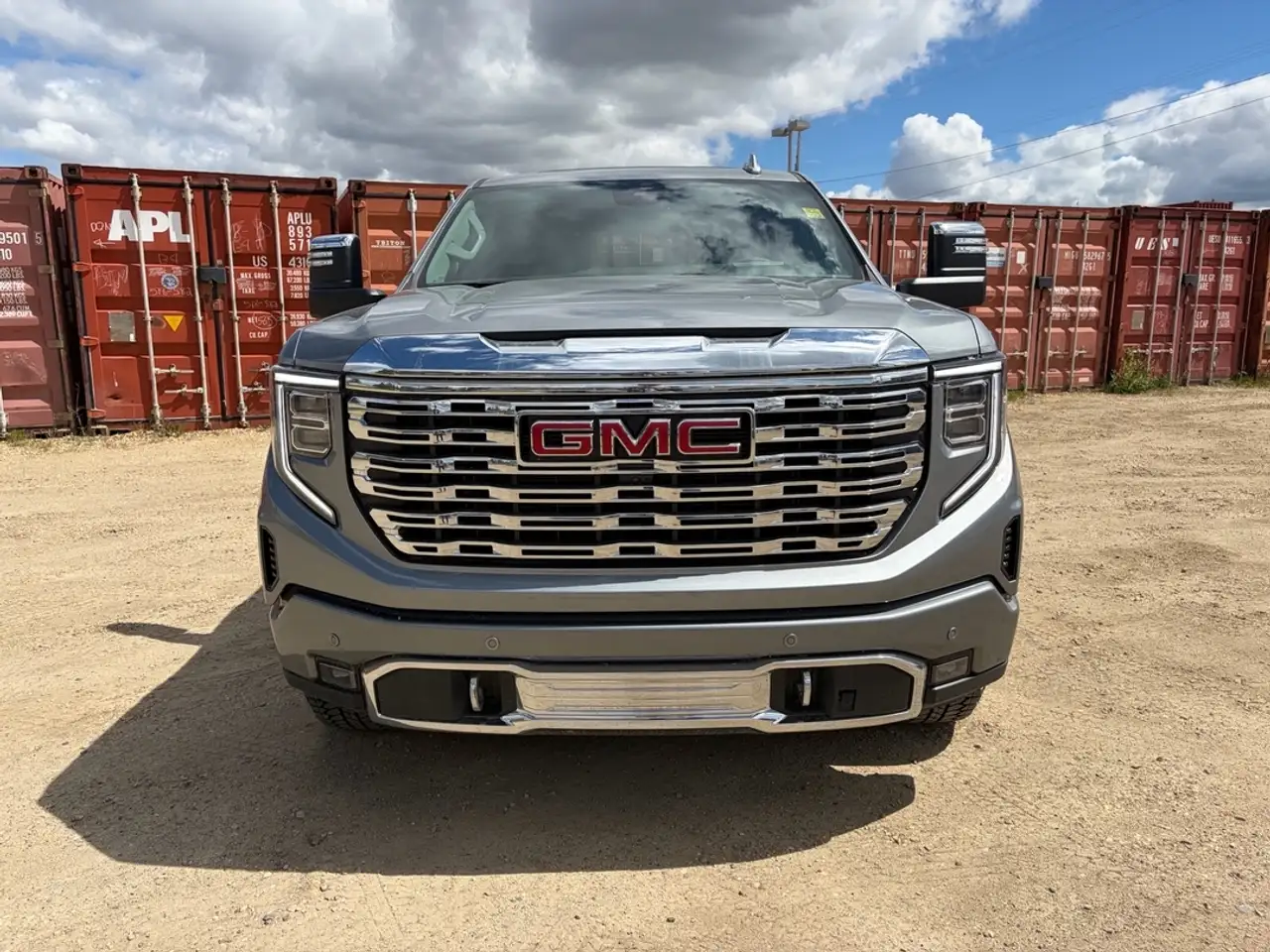 GMC Sierra 1500 photo GMC Sierra 1500