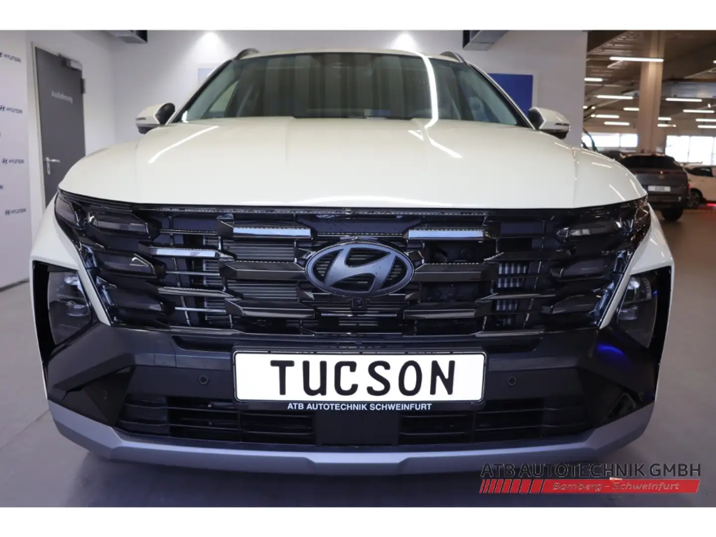 Hyundai TUCSON MY25 Prime Hybrid 1.6 T-GDi 2WD 215 PS Taxi-Paket Vert - 2