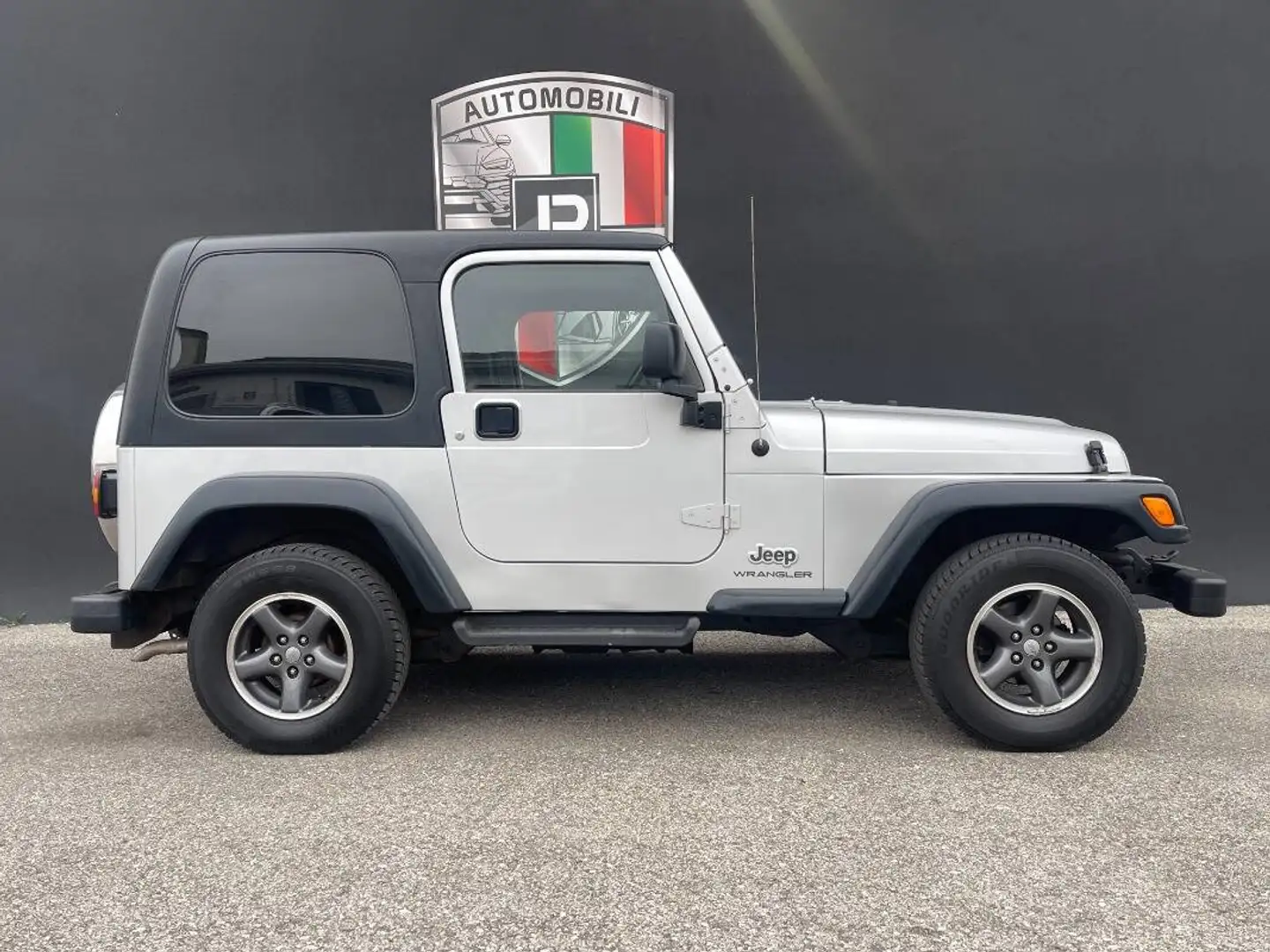 Jeep Wrangler Wrangler 2.5 Soft Top Silber - 1