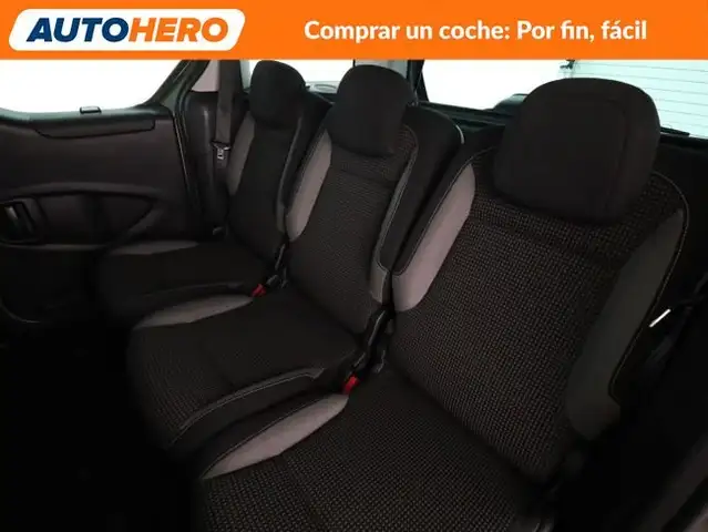 Peugeot Partner Tepee view 15
