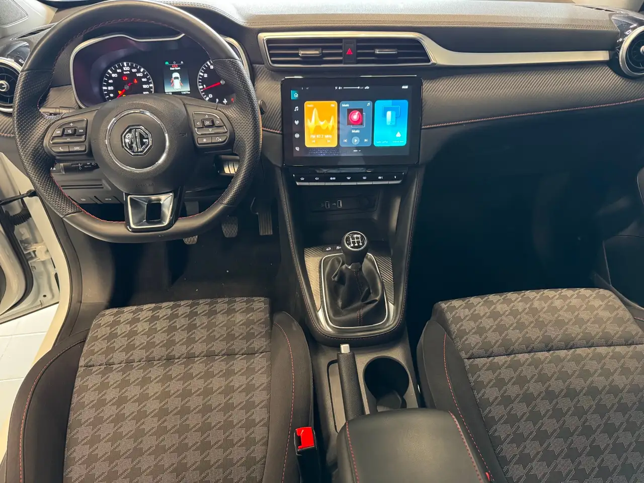 MG ZS Classic 1.5 VTi-tech Luxury, миниатюра 9