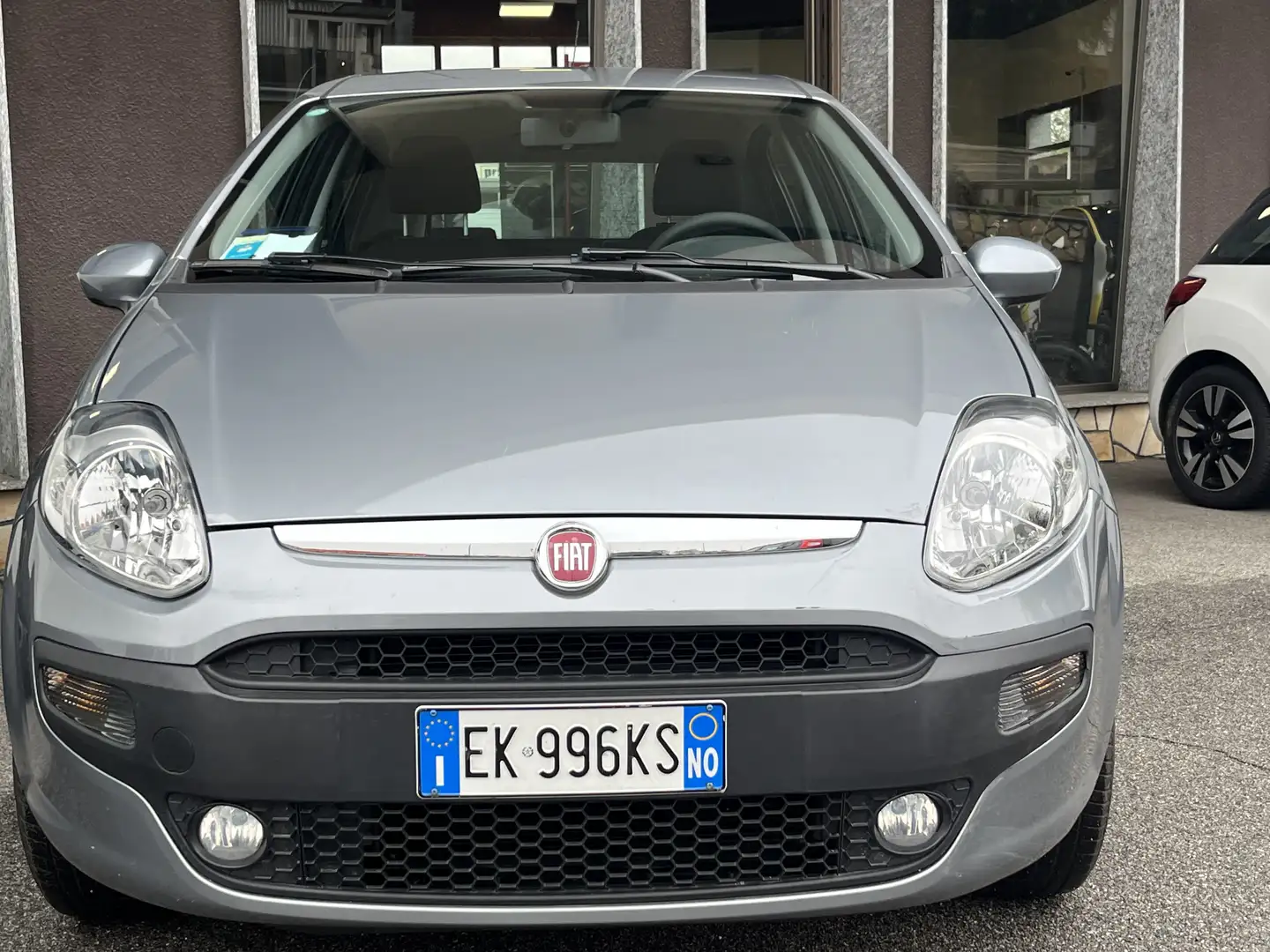 Fiat Punto Evo Punto III 2009 Evo 5p 1.4 natural power Emotion Gris - 2