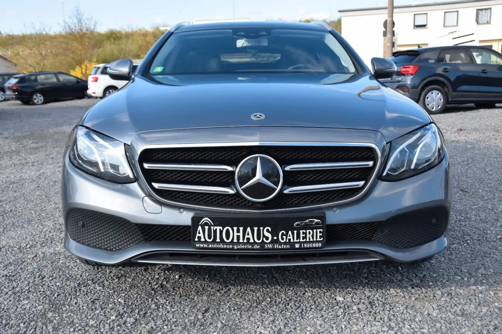 Mercedes-Benz E 300 de*AMG SPORTPAKET*LEDER*LED*ACC*KAMERA Gris - 2