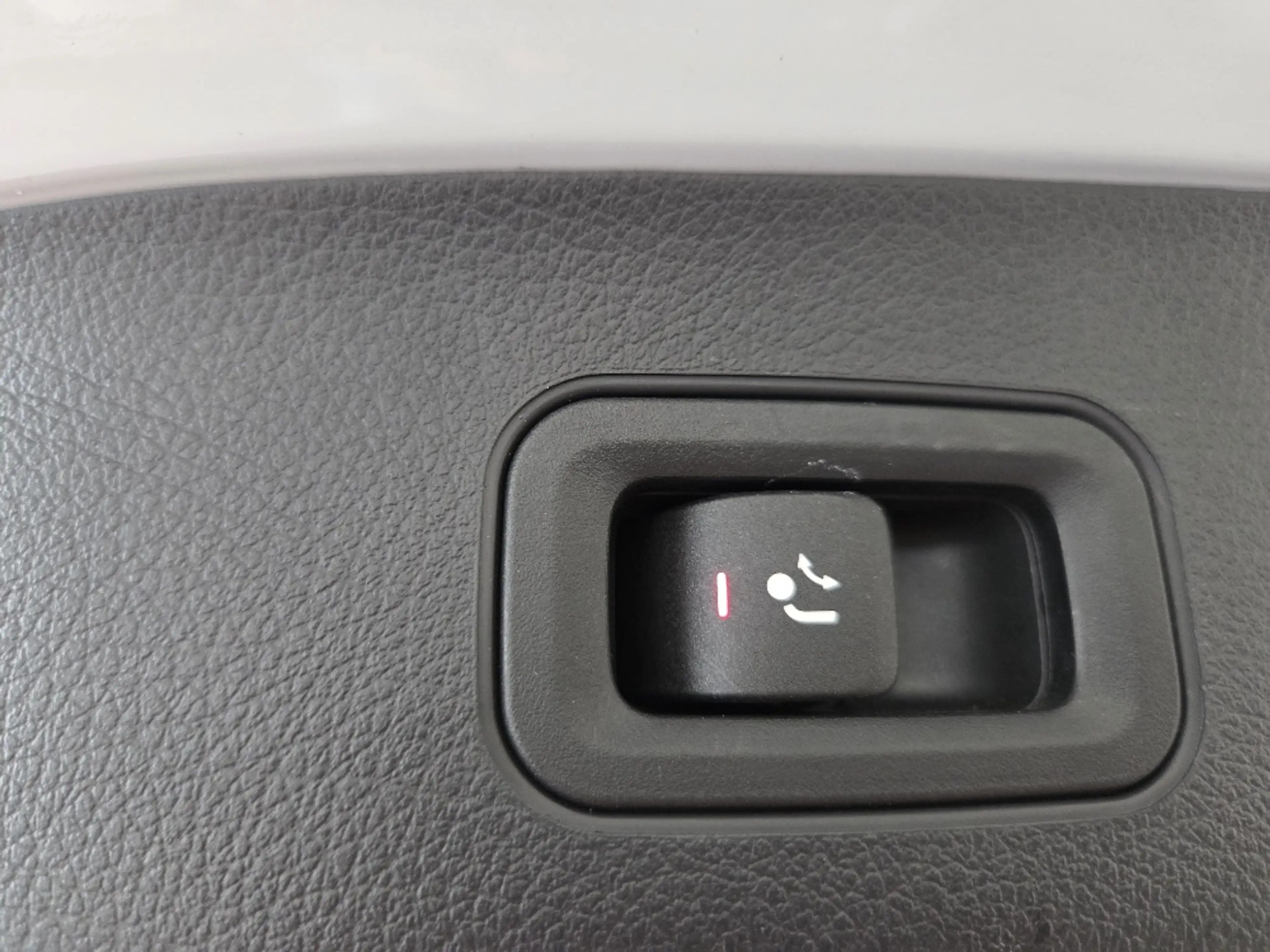 Mercedes-Benz GLA 250 GLA 250 e PHEV Business Line — photo 6