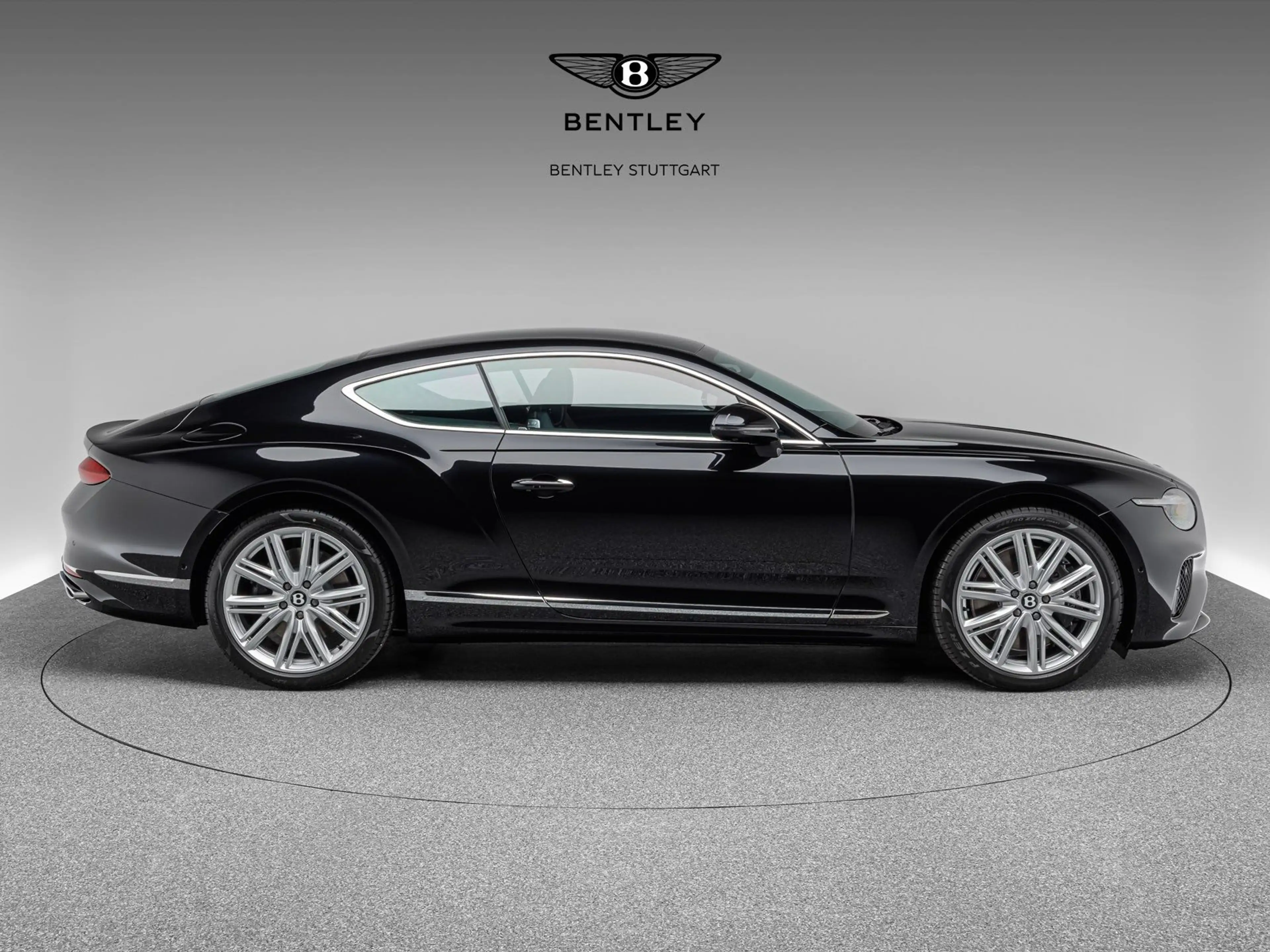 Bentley Continental GT V8 Hybrid  / Head-Up Display — photo 2