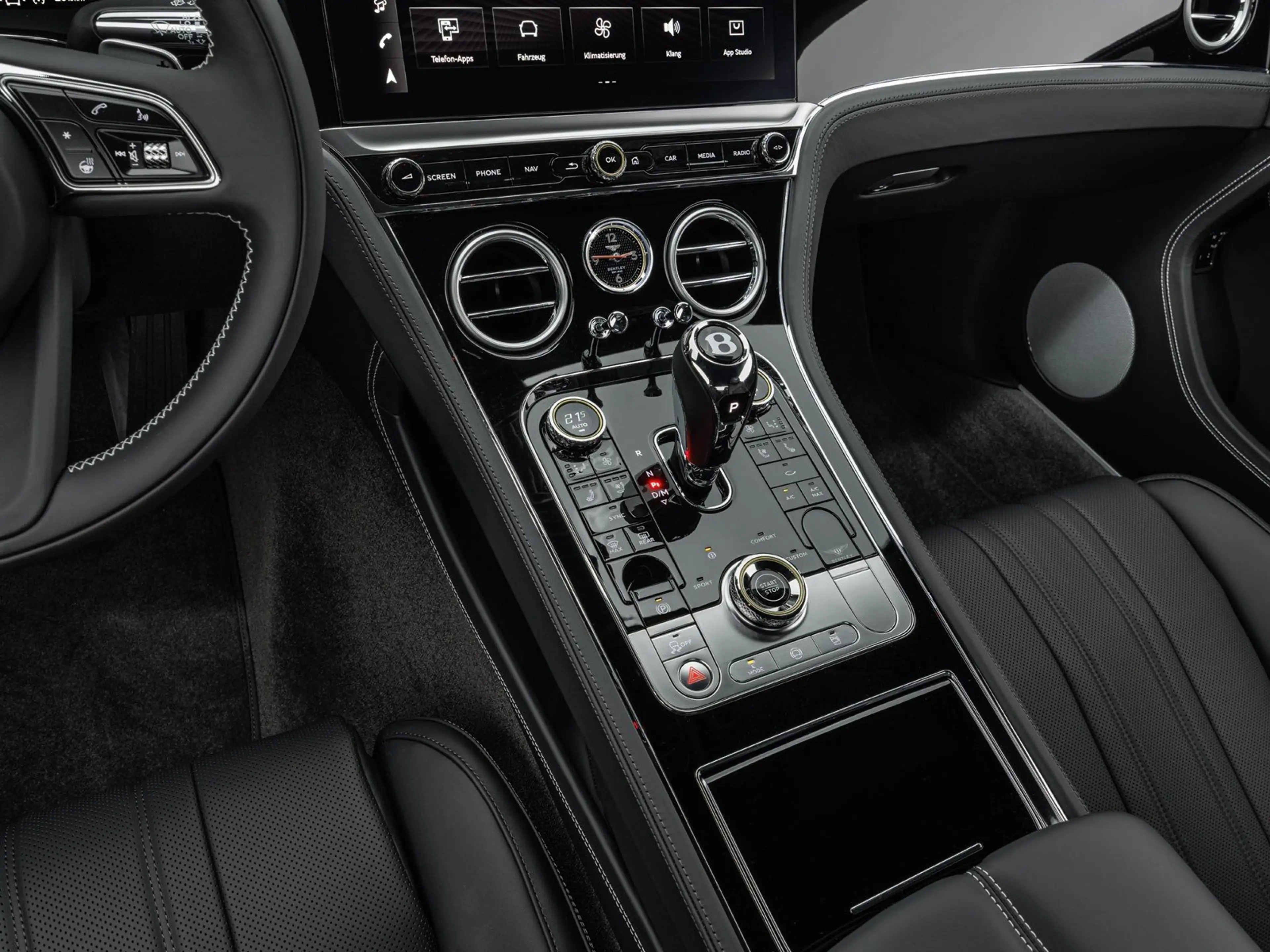 Bentley Continental GT V8 Hybrid  / Head-Up Display — photo 15