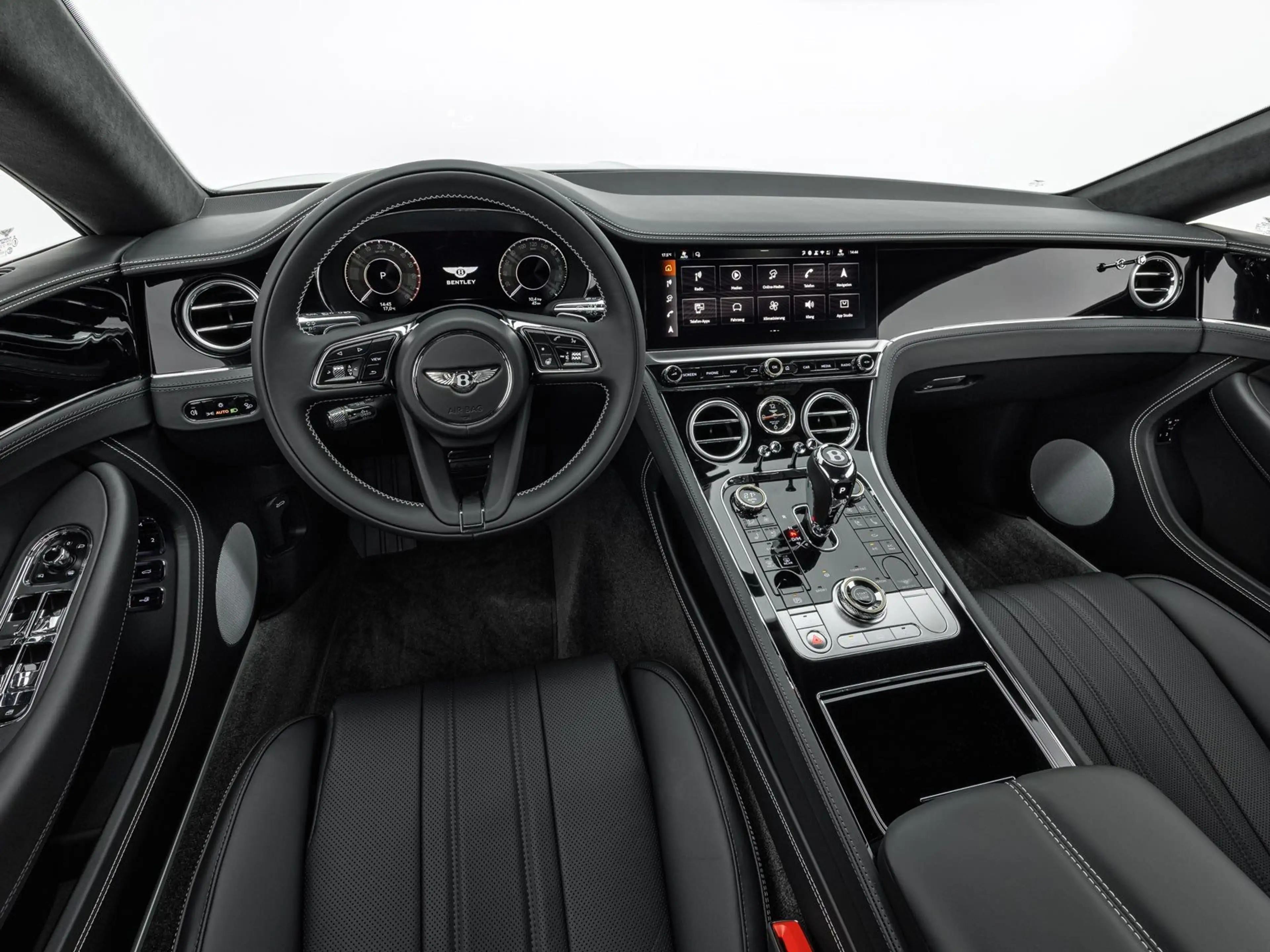 Bentley Continental GT V8 Hybrid  / Head-Up Display — photo 11