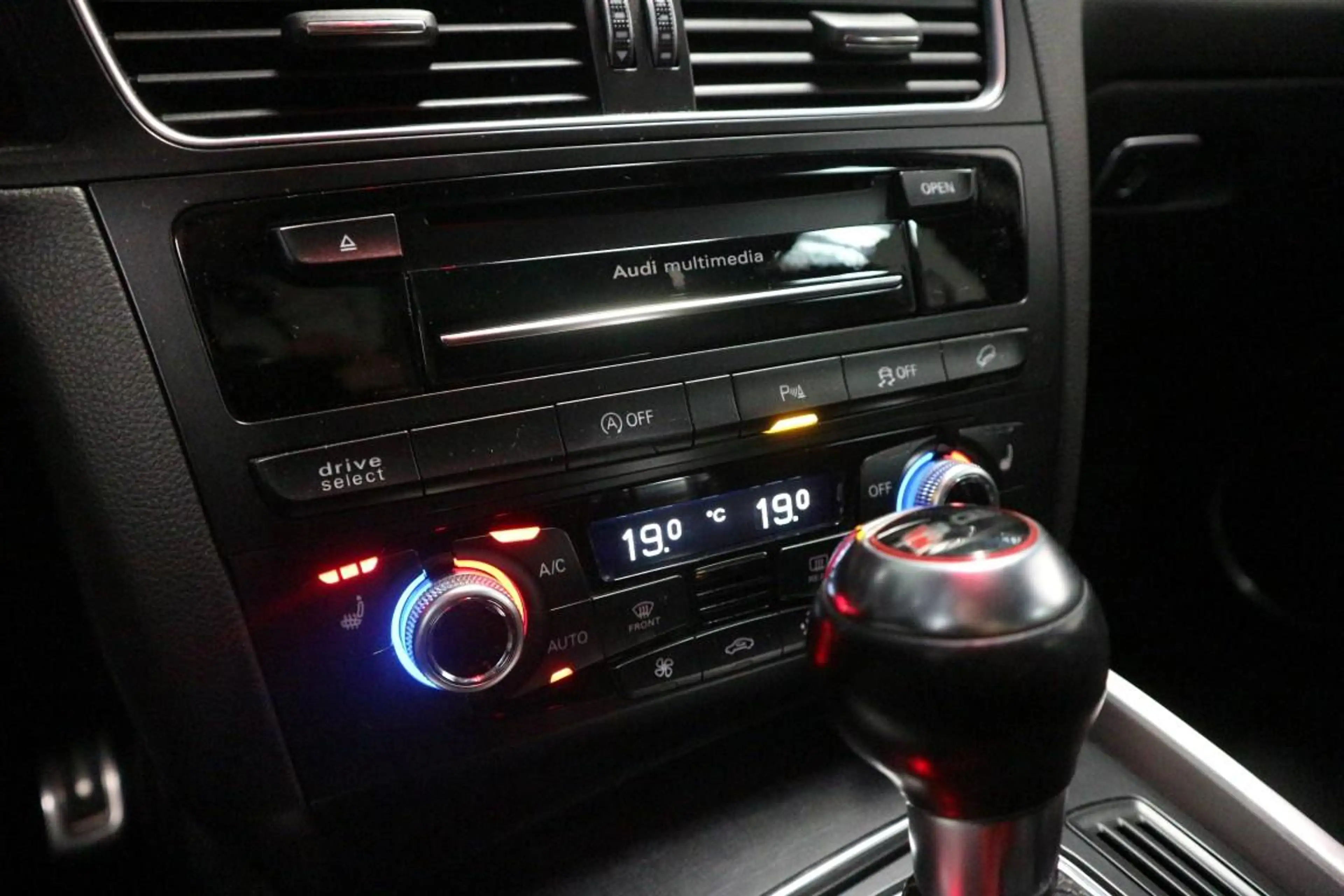 Audi Q5 3.0 TDI SQ5 Plus quattro Pro Line / 340 PK / 13K E — photo 6