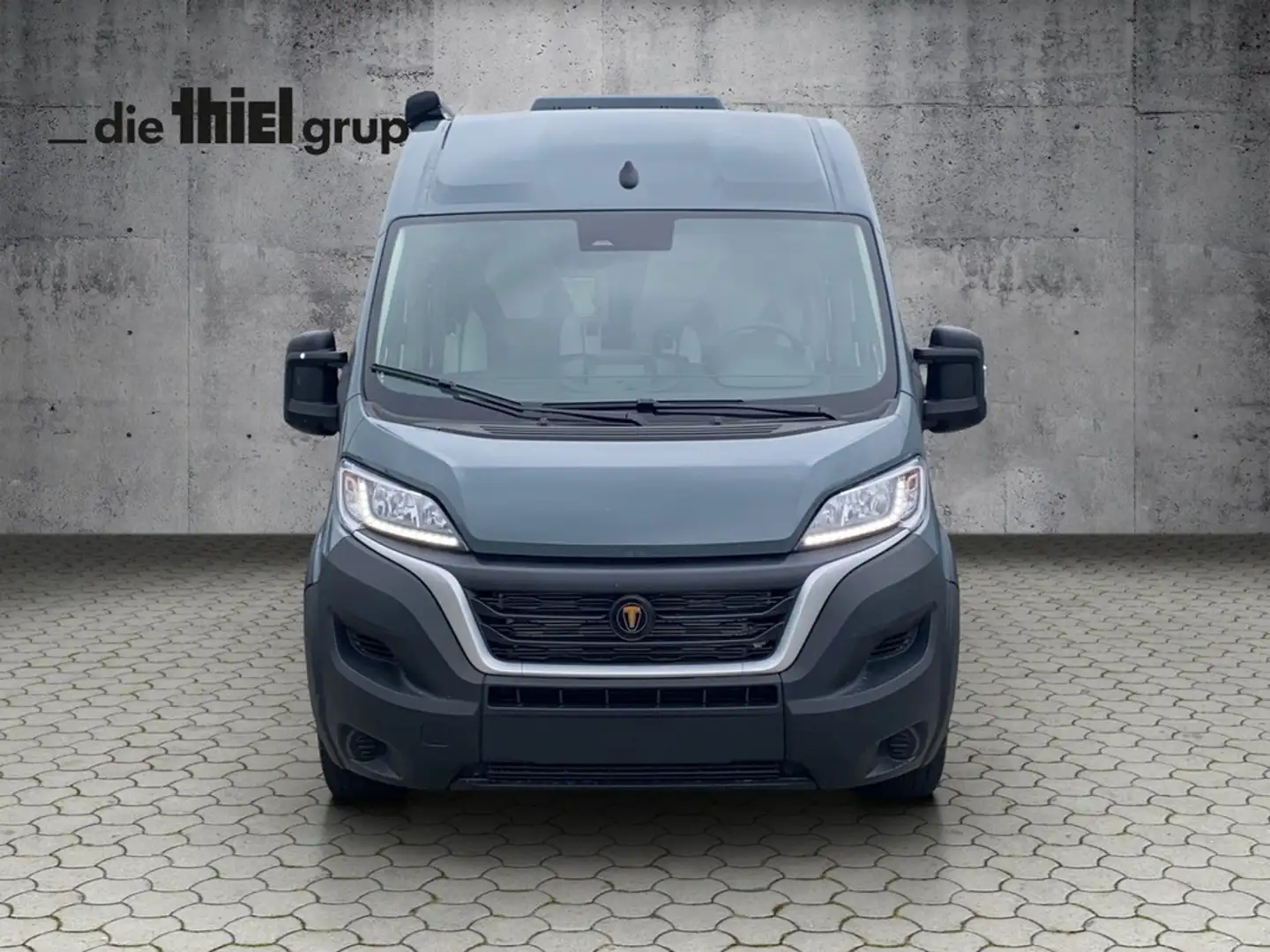 VanTourer 630L 2.2 Multijet Automatik Gris - 2