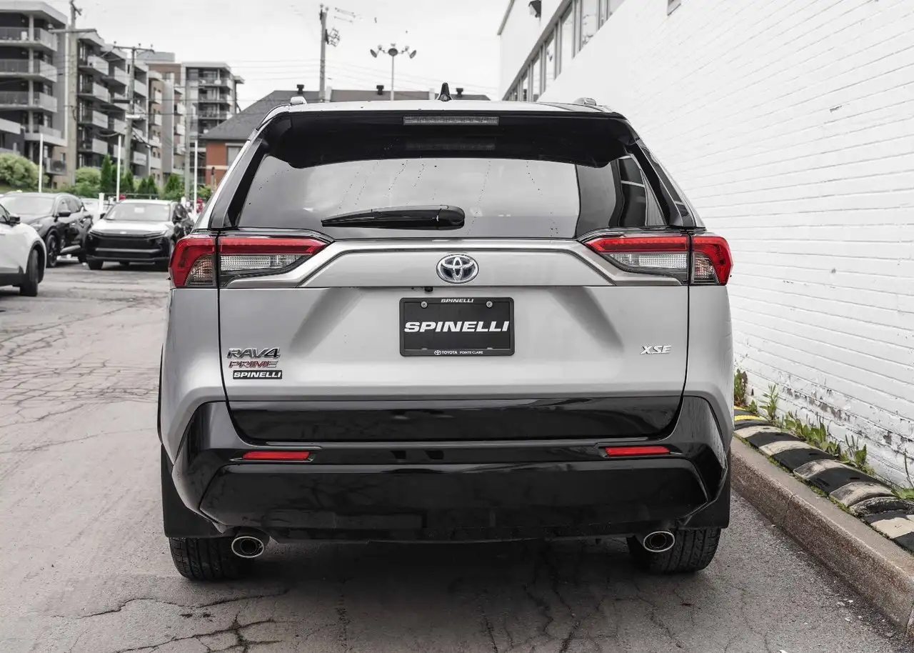 Toyota RAV 4 Prime снимка Toyota RAV 4 Prime