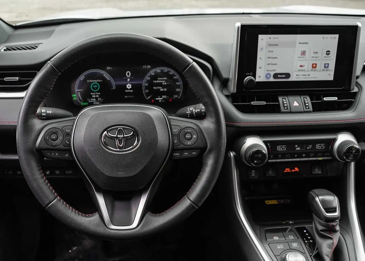 Toyota RAV 4 Prime снимка Toyota RAV 4 Prime
