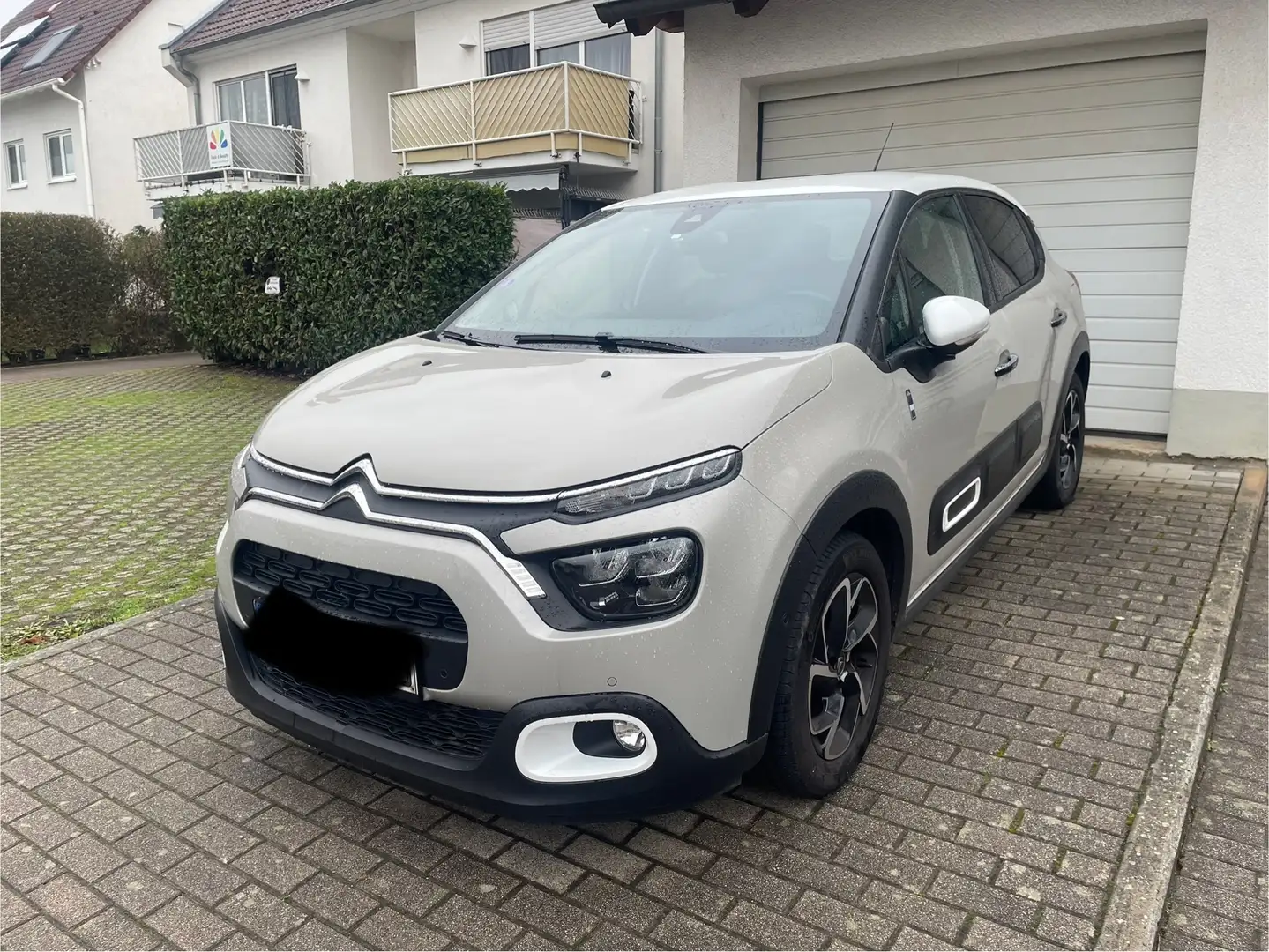 Citroen C3 C3 Pure Tech 110 S Grau - 1