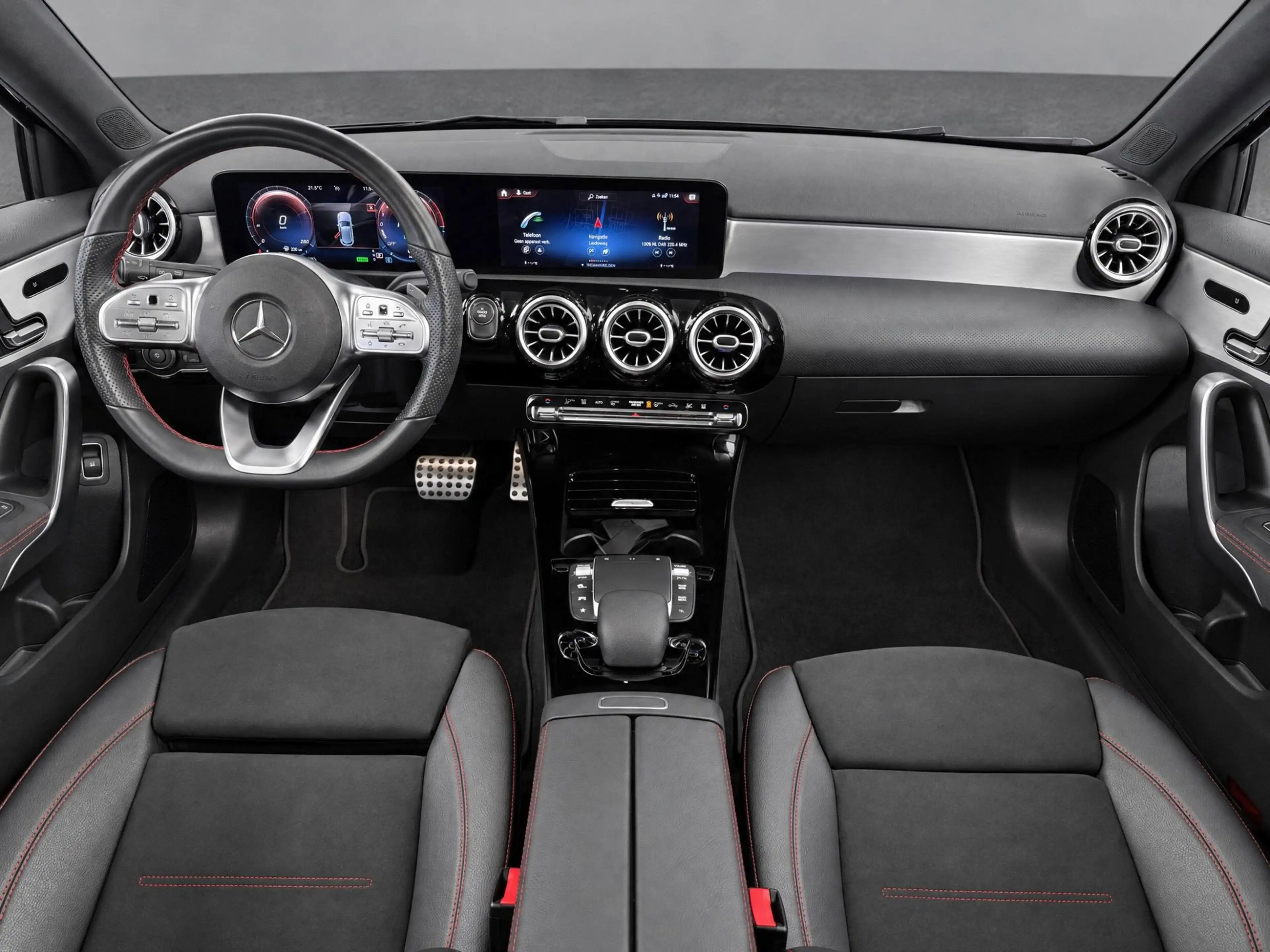 Mercedes-Benz A 250 e Business Solution AMG Limited |Pano|Massagestoel — photo 6