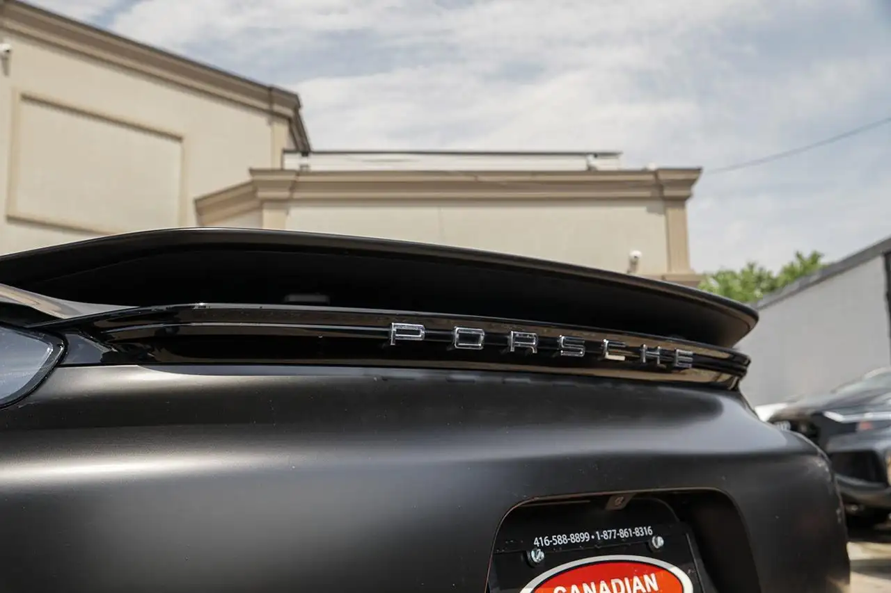 Porsche 718 Boxster снимка Porsche 718 Boxster