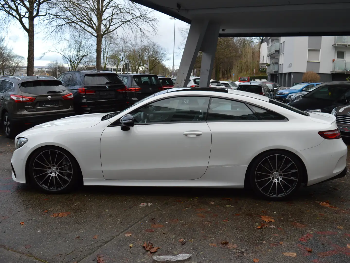 Mercedes-Benz E 53 AMG 4Matic Coupe Speedshift 9G-TRONIC*Kamera*Navi*Pano Blanc - 2
