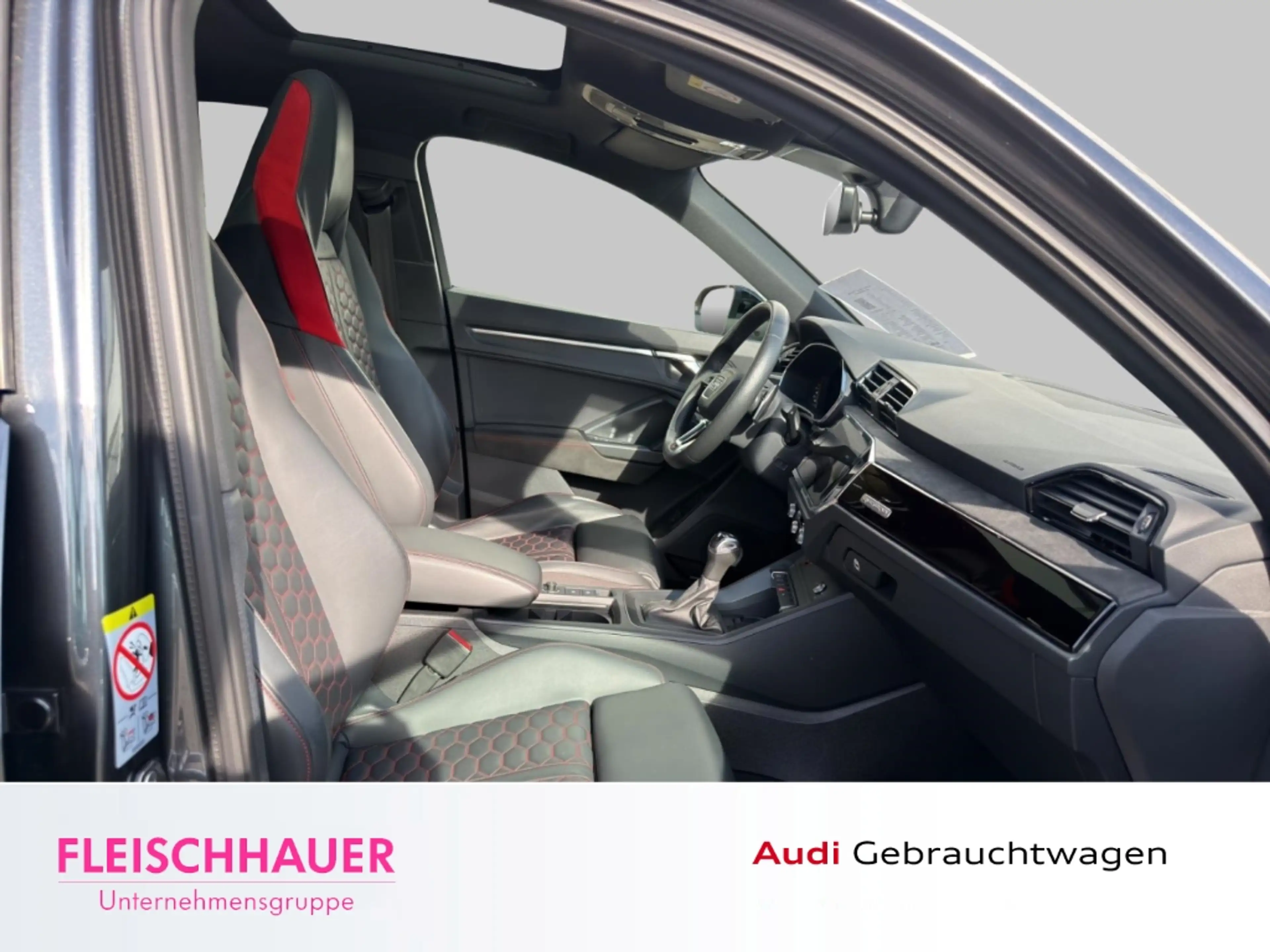 Audi RS Q3 Sportback TFSI quattro DSG+AHK+PANO+SHZ — photo 12