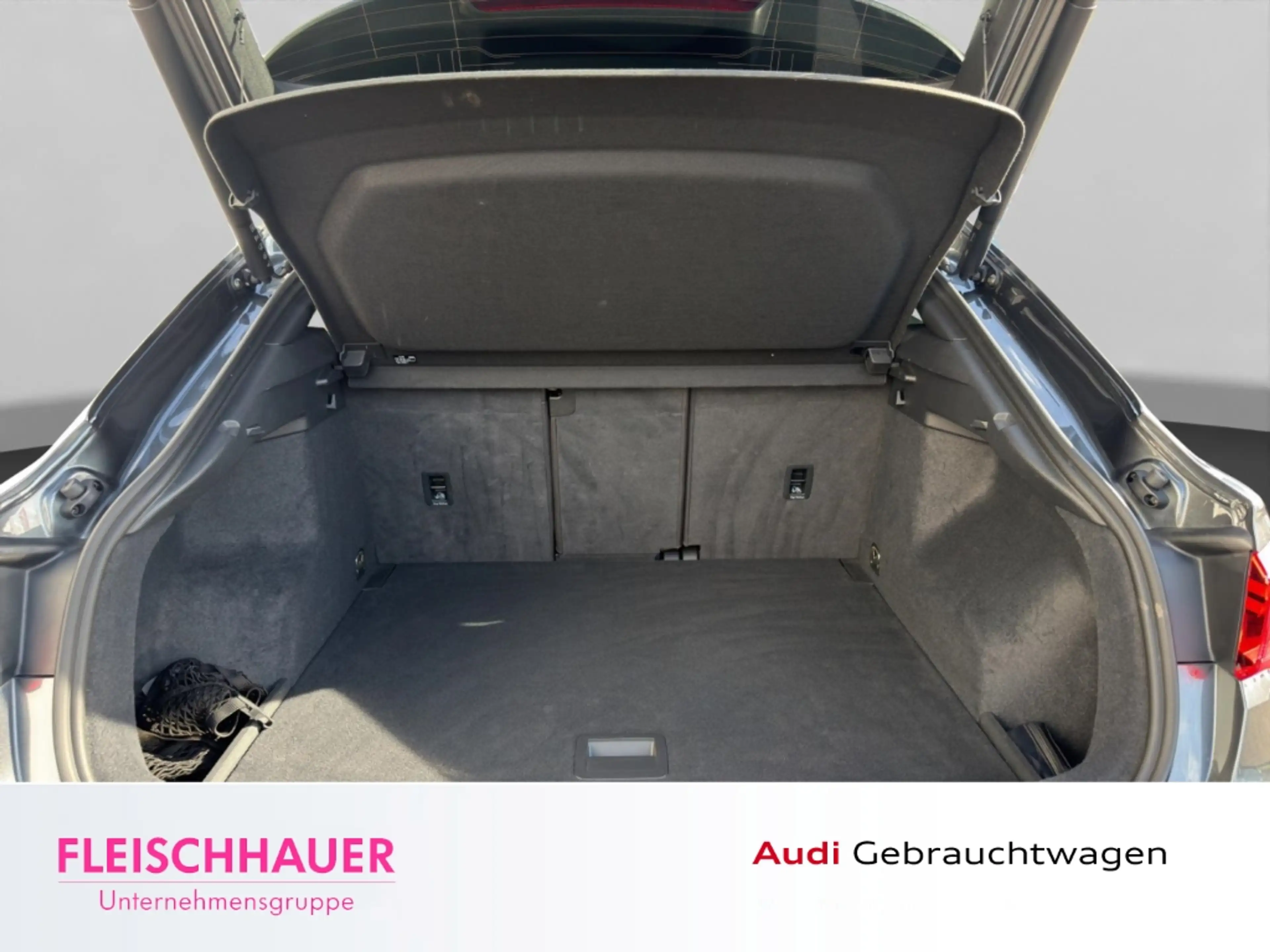 Audi RS Q3 Sportback TFSI quattro DSG+AHK+PANO+SHZ — photo 7