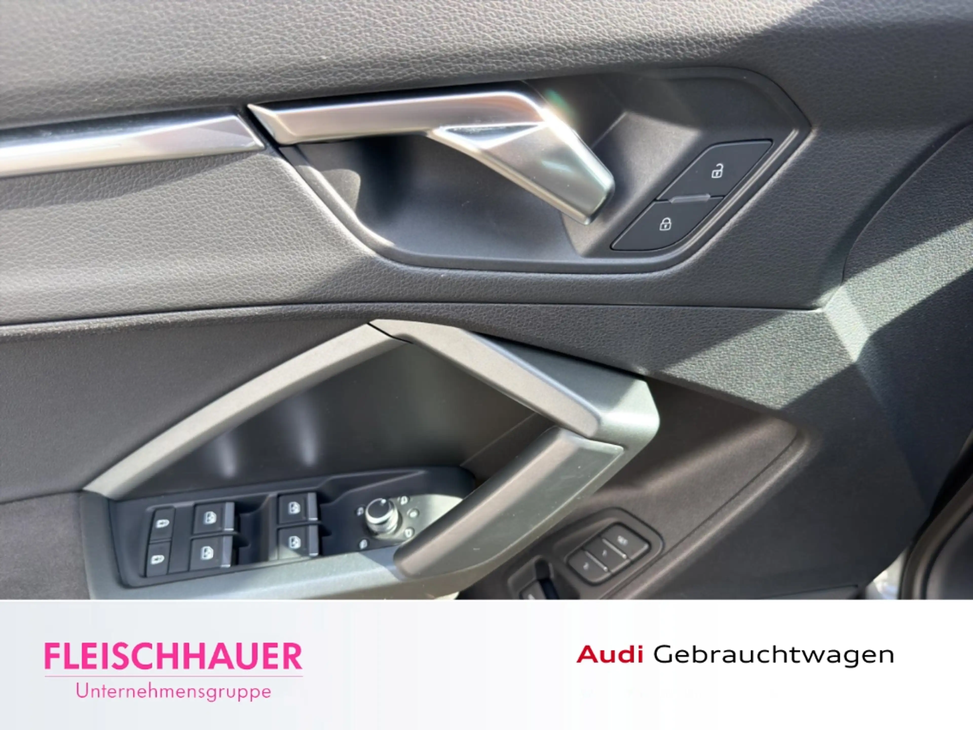 Audi RS Q3 Sportback TFSI quattro DSG+AHK+PANO+SHZ — photo 21