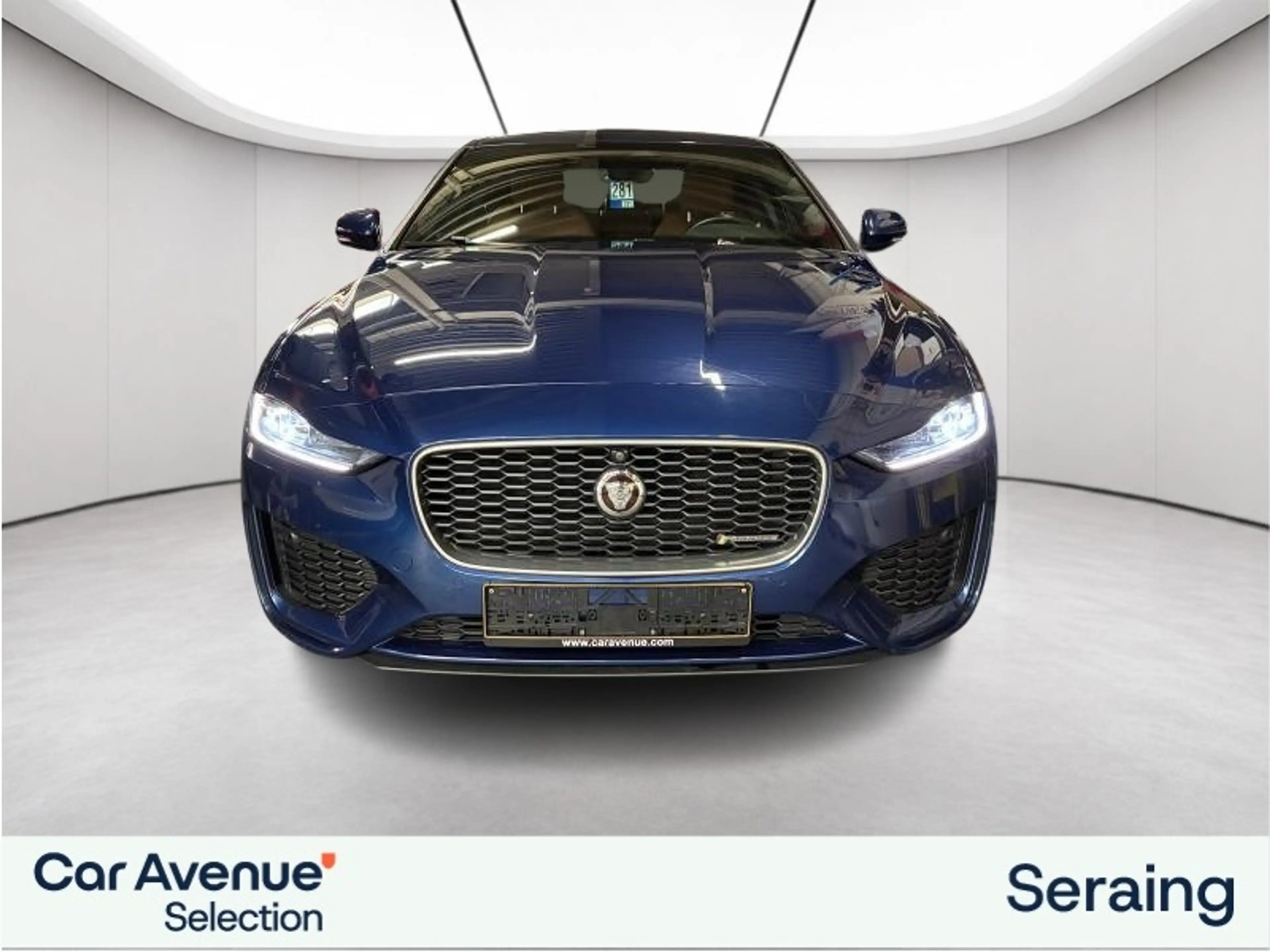 Jaguar XE R-Design — photo 4