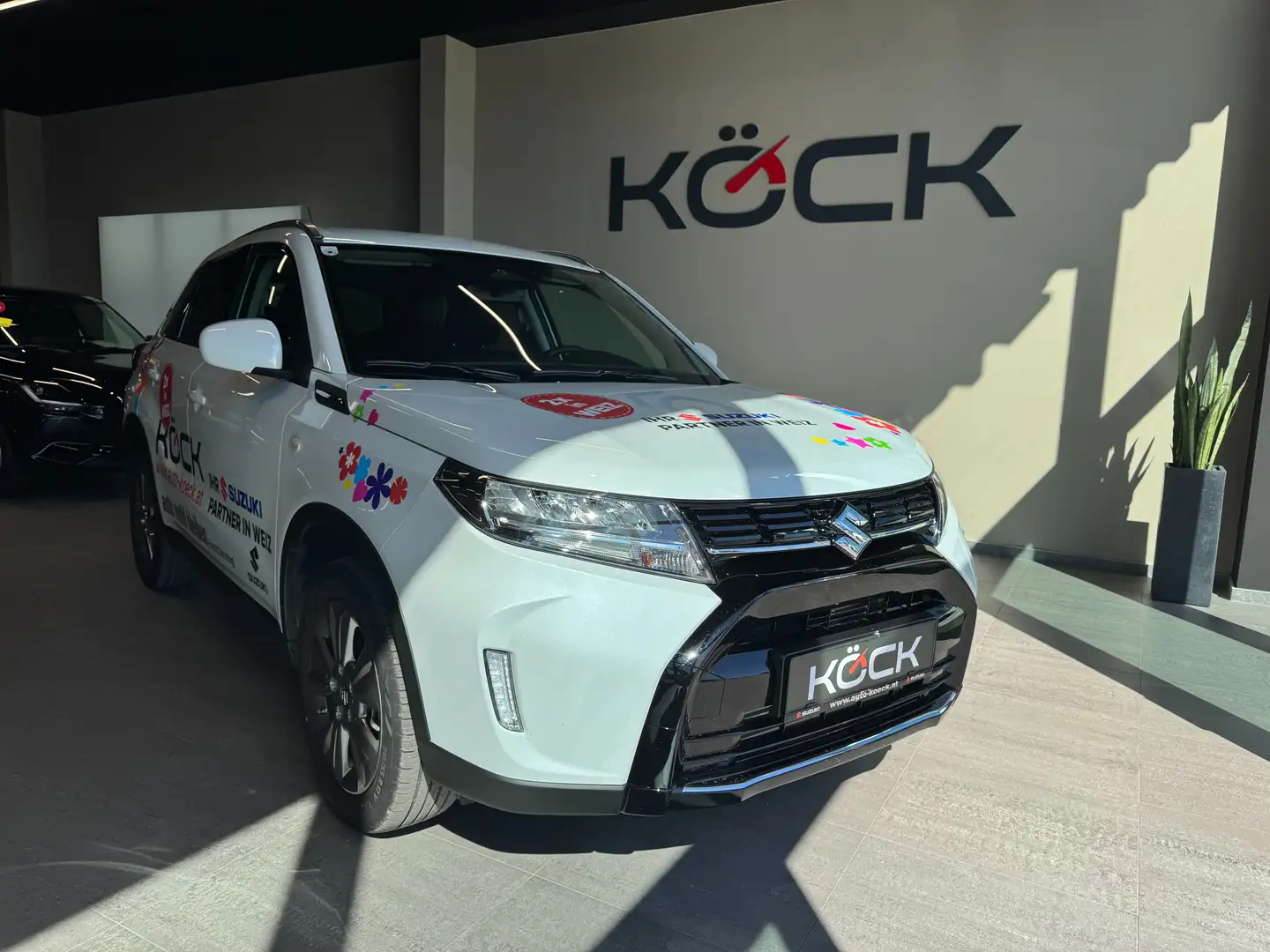 Suzuki Vitara 1.4 HYBRID ALLGRIP Shine Wit - 2