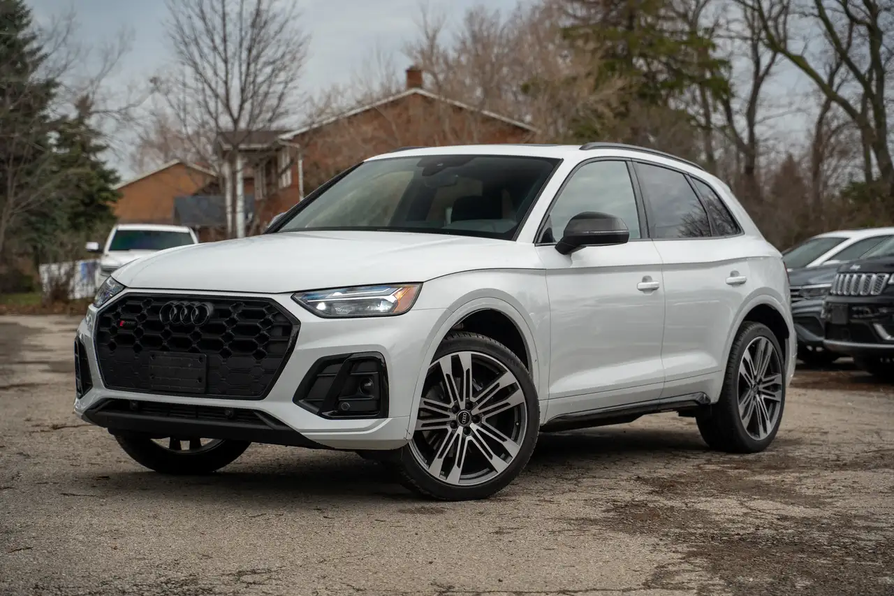 Audi SQ5 снимка Audi SQ5
