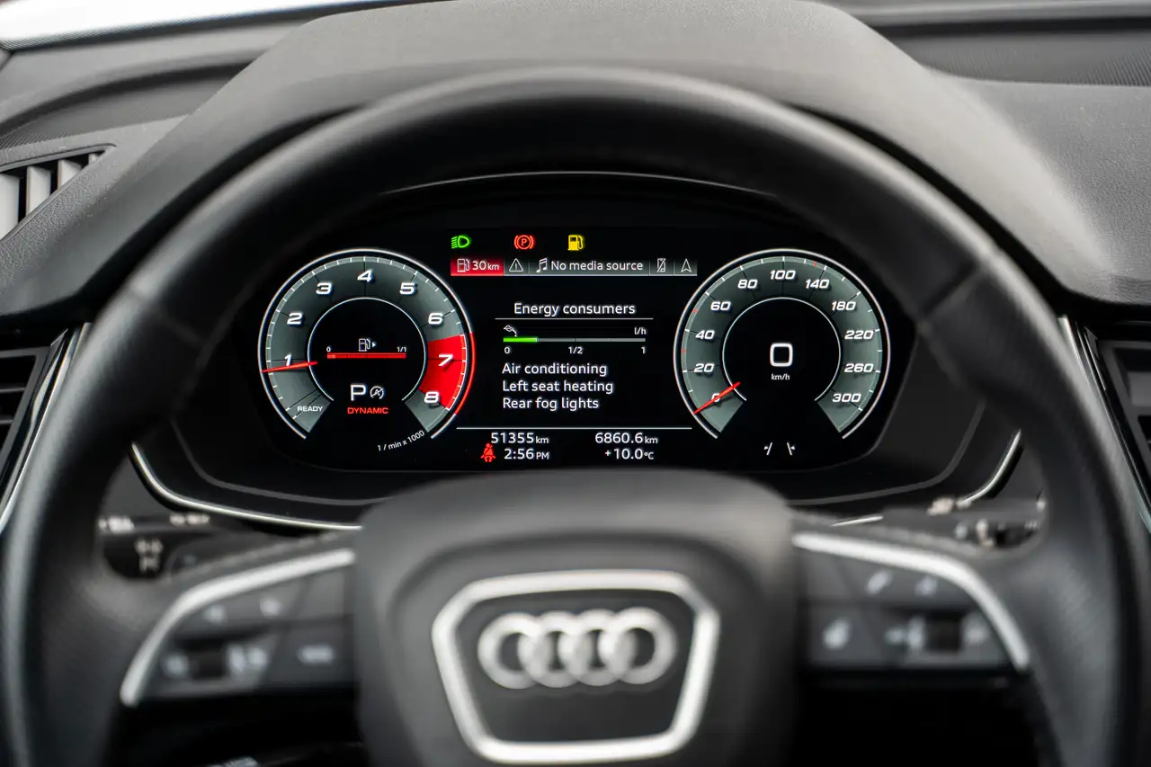 Audi SQ5 снимка Audi SQ5