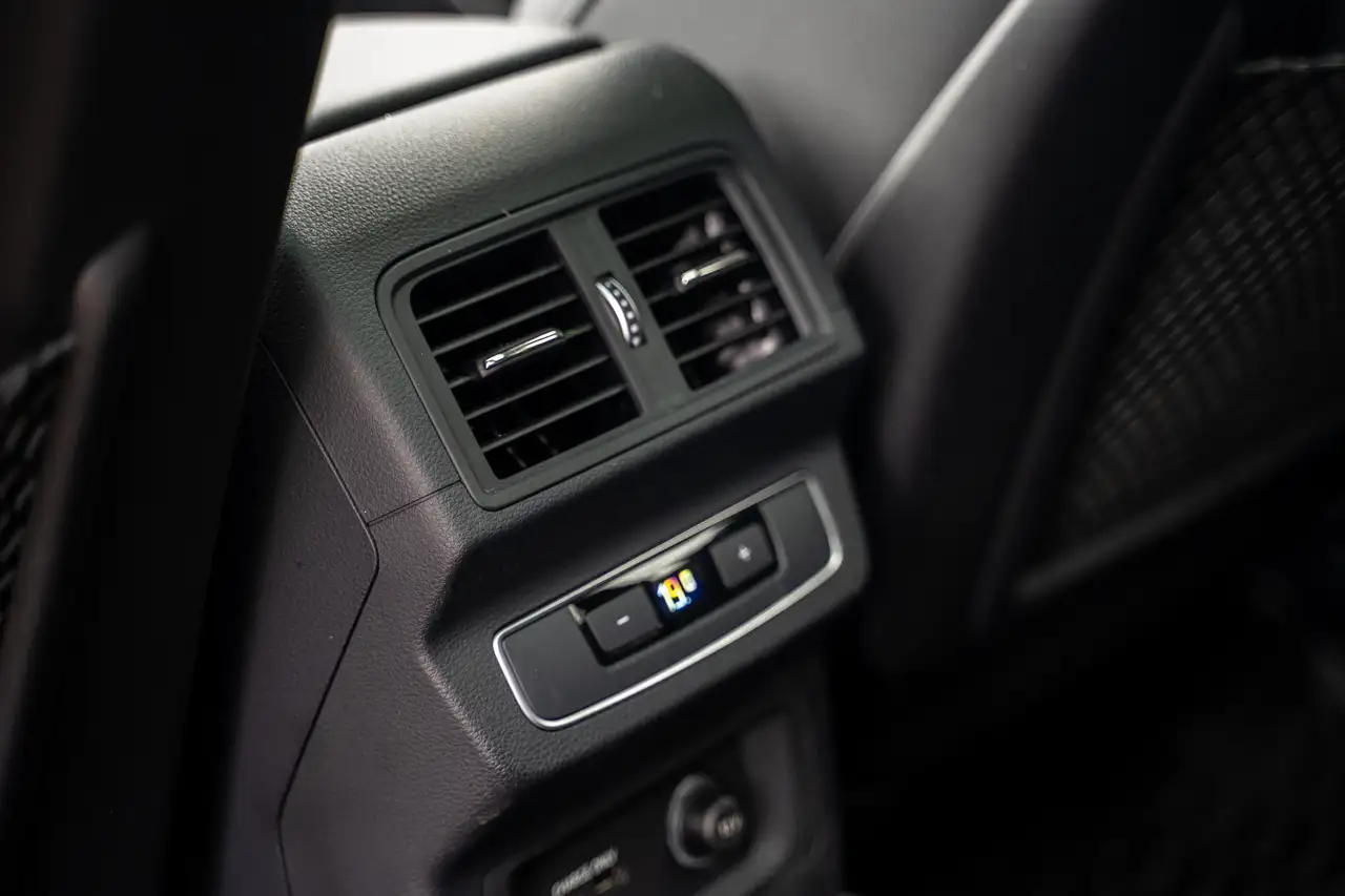 Audi SQ5 снимка Audi SQ5