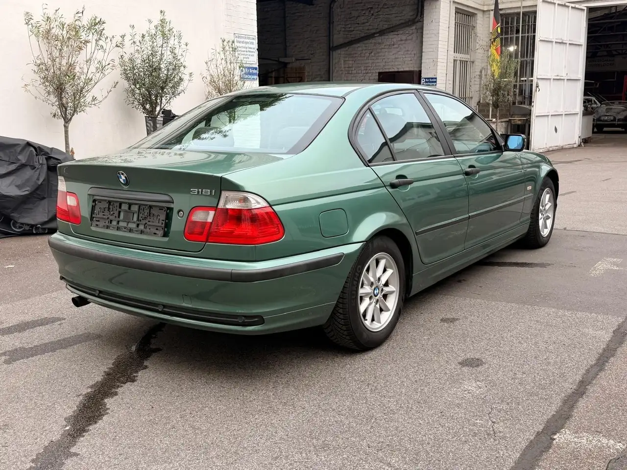 BMW 318i, foto 3