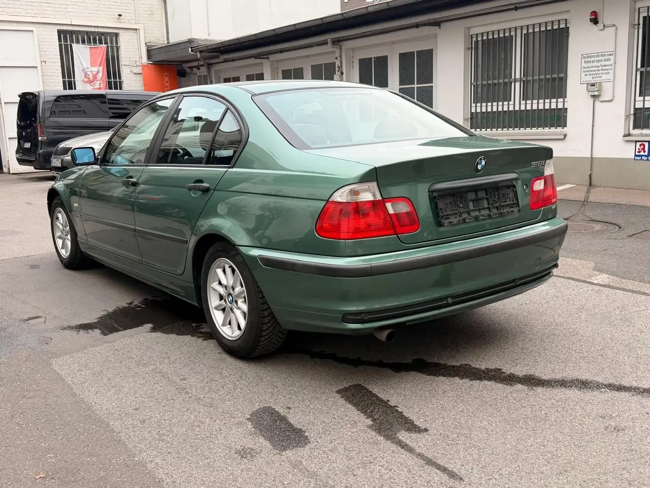 BMW 318i, foto 4