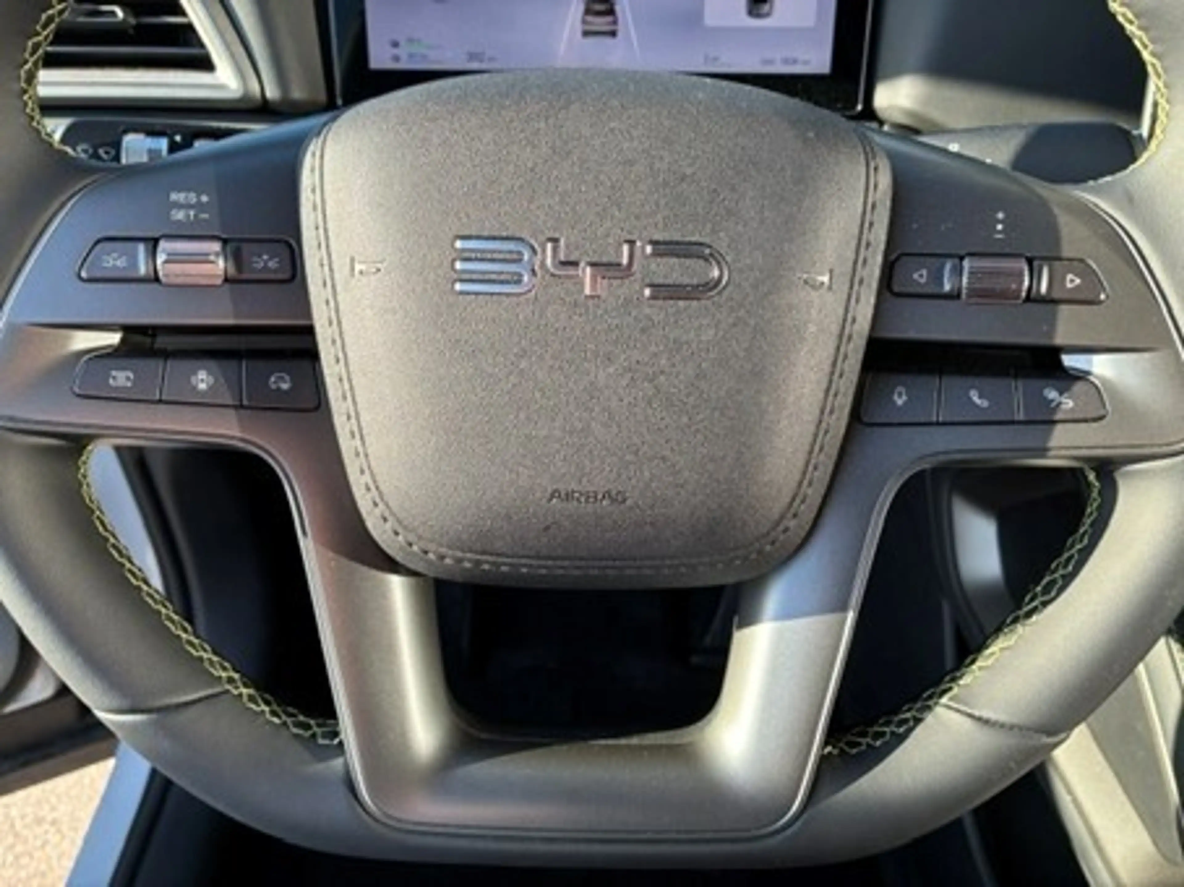 BYD Atto 2 Atto2 DM-i PHEV 18kWh Boost Österreich Paket — photo 11