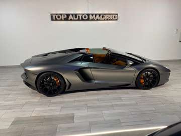 Roadster LP700 6.5 V12