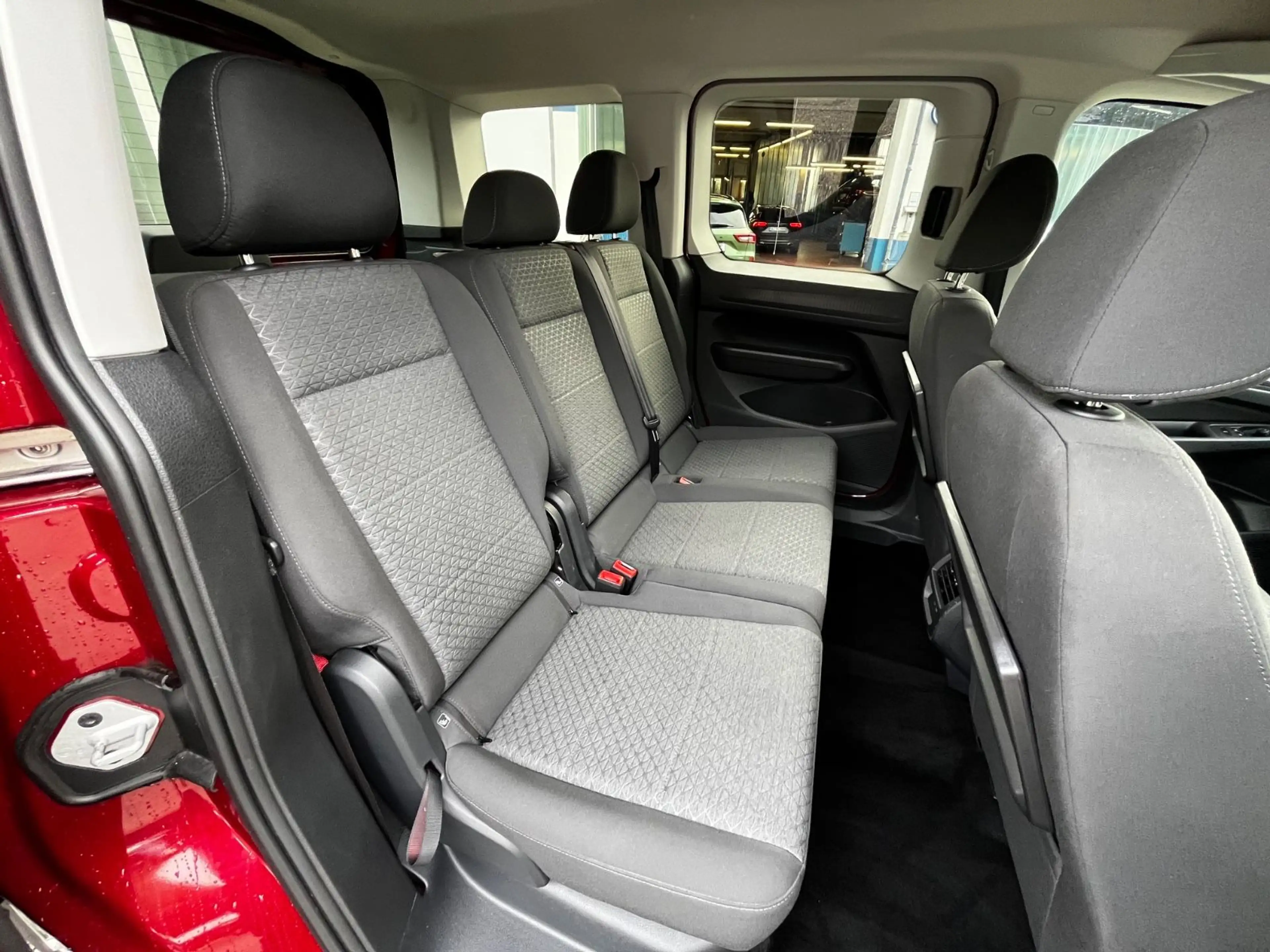 Ford Tourneo Connect Titanium, GJR, PDC v+h, 16" Alu — photo 12
