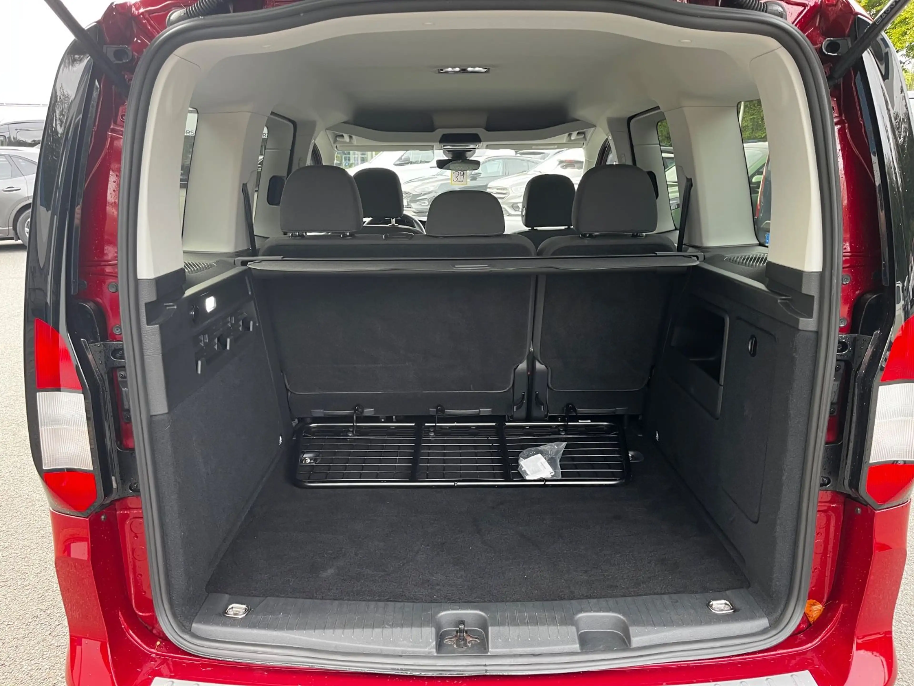 Ford Tourneo Connect Titanium, GJR, PDC v+h, 16" Alu — photo 11