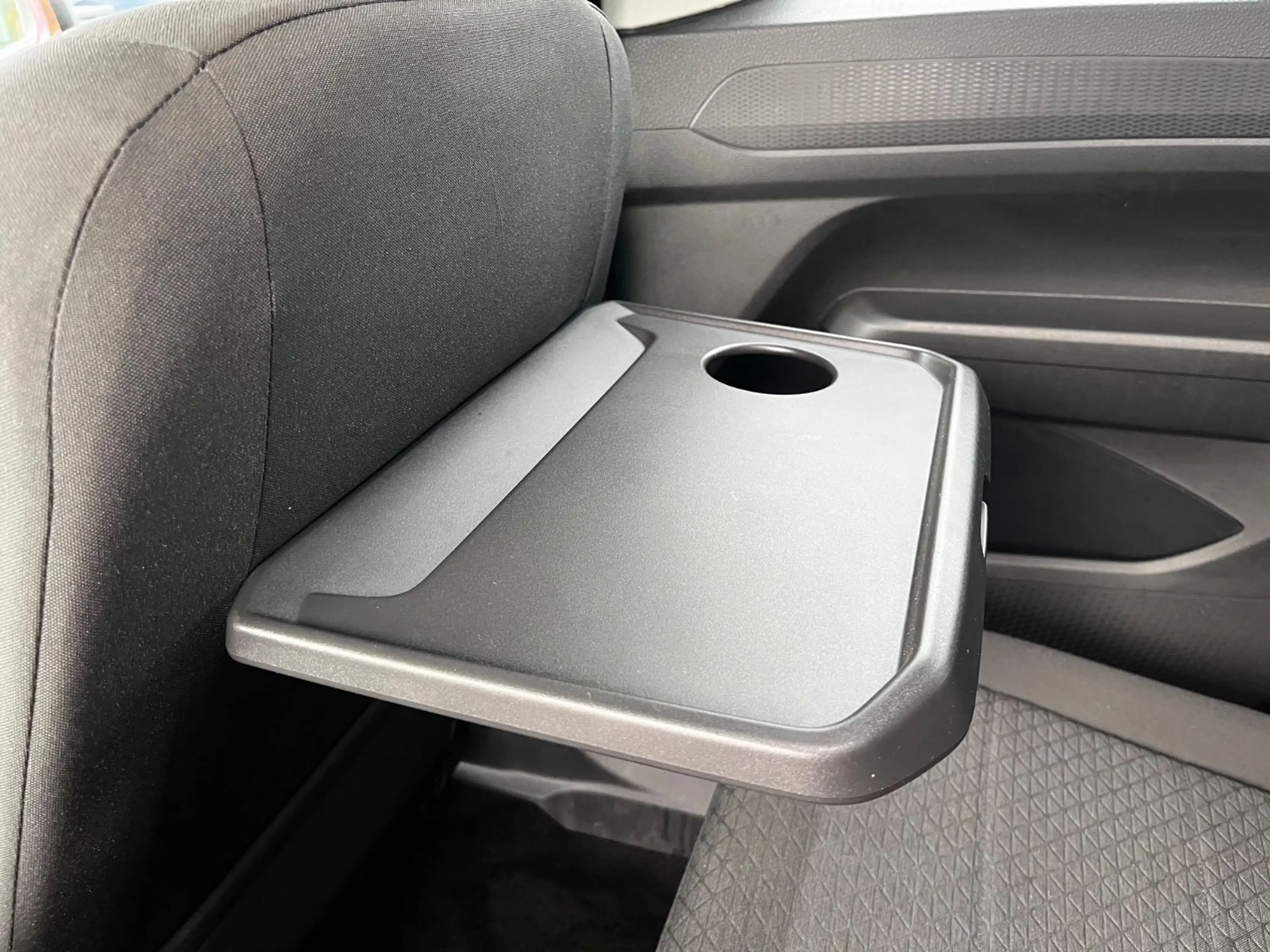 Ford Tourneo Connect Titanium, GJR, PDC v+h, 16" Alu — photo 10