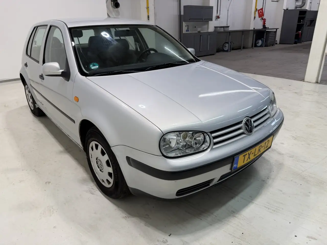 Volkswagen Golf 1.6 Trendline, foto 2