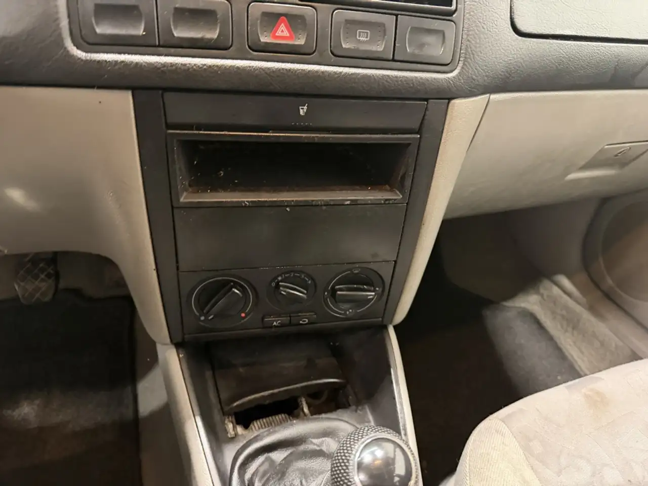 Volkswagen Golf 1.6 Trendline, foto 8