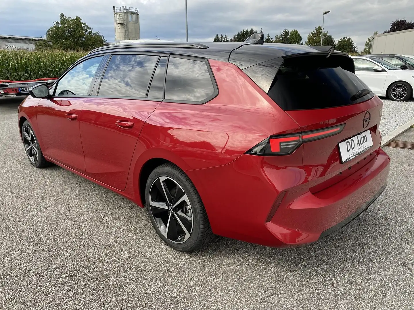 Opel Astra Wie Neu! Astra L Sports Tourer 1.2 GS Line Rot - 2