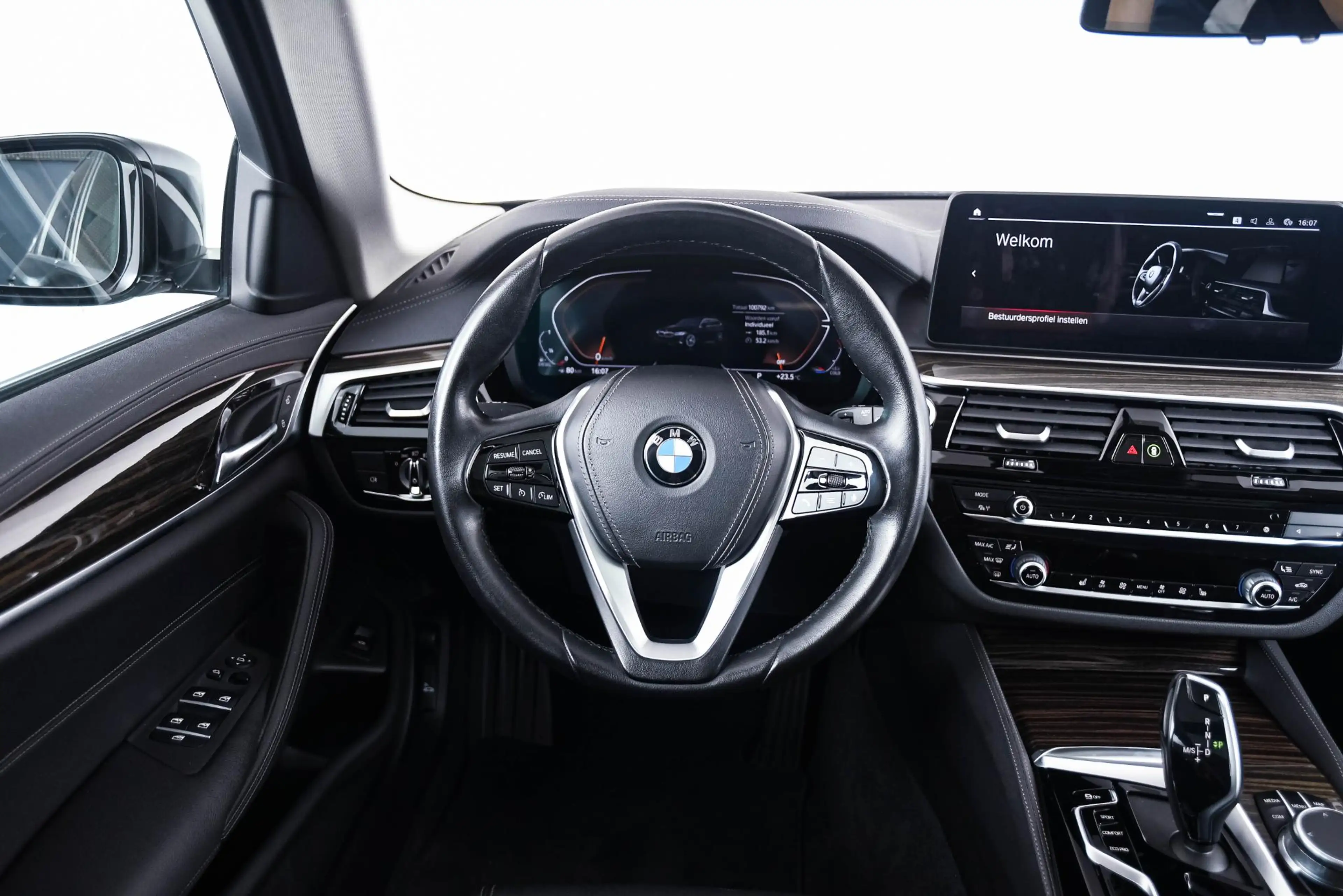 BMW 520 5-serie Touring 520d xDrive High Executive Luxury — photo 15