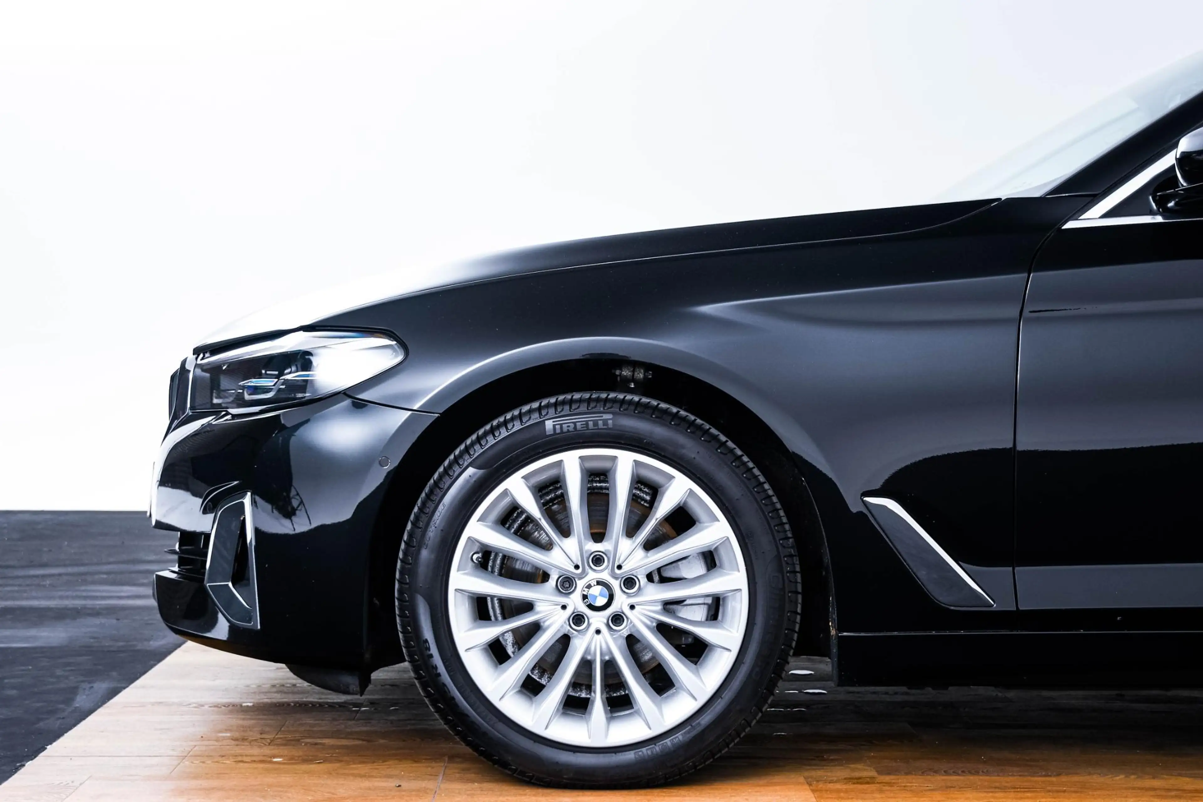 BMW 520 5-serie Touring 520d xDrive High Executive Luxury — photo 8