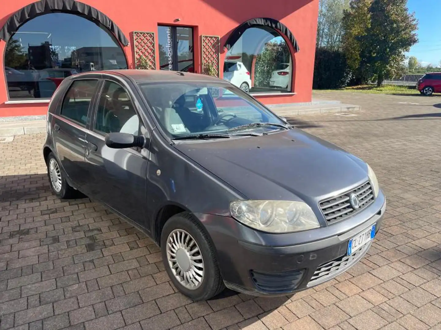 Fiat Punto Punto 5p 1.2 Active Grigio - 2