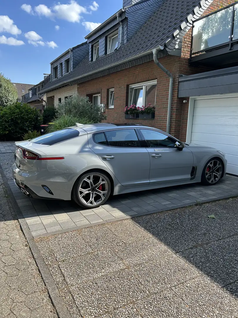 Kia Stinger GT 4WD Gris - 1