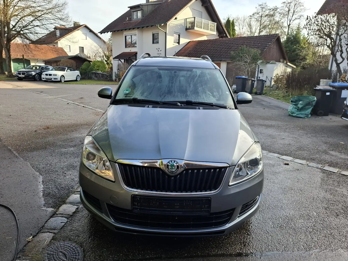 Skoda Roomster 1.2 TSI Active PLUS EDITION - 2