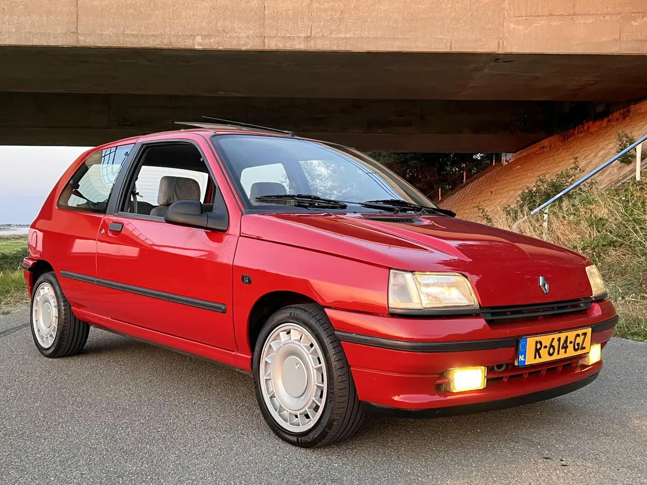 Renault Clio *1.8 16V / 16S / Williams Look* Nw. Riem + WP, foto 3